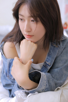 粉衣电梯