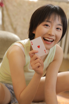 美谷朱里在线